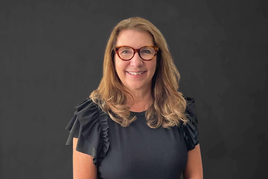 Headshot of a Mirazon employee.